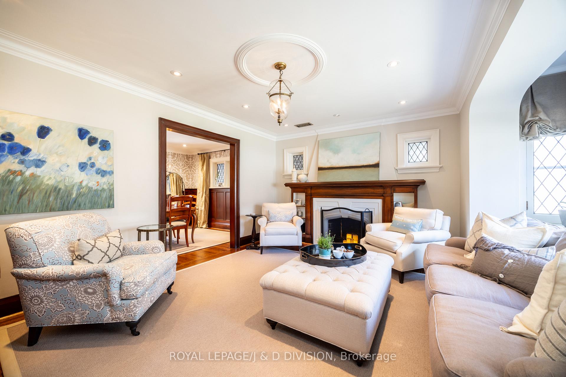 Photo 2 of 219 Chaplin Crescent, Toronto, Forest Hill South — HOMEH