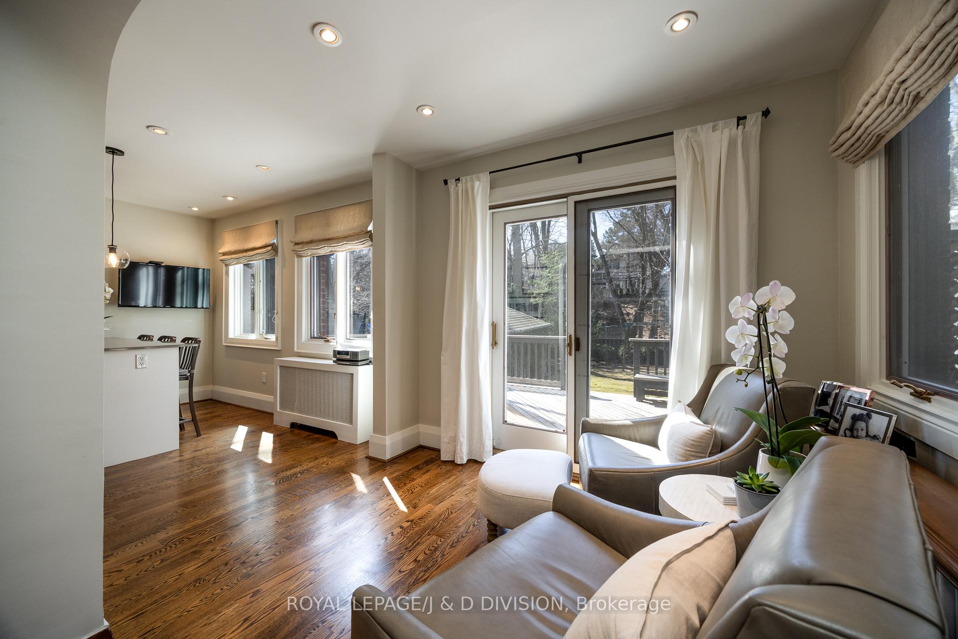 Photo 9 of 219 Chaplin Crescent, Toronto, Forest Hill South — HOMEH