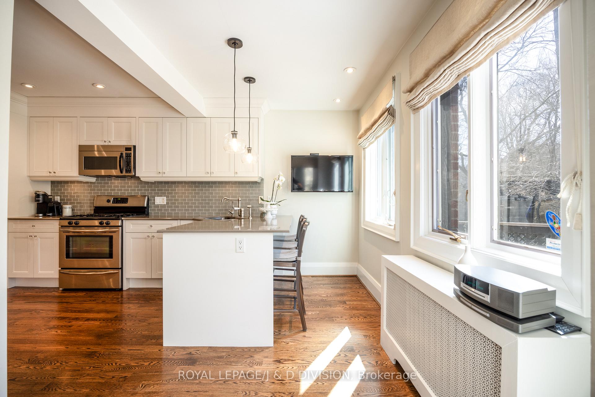 Photo 24 of 219 Chaplin Crescent, Toronto, Forest Hill South — HOMEH