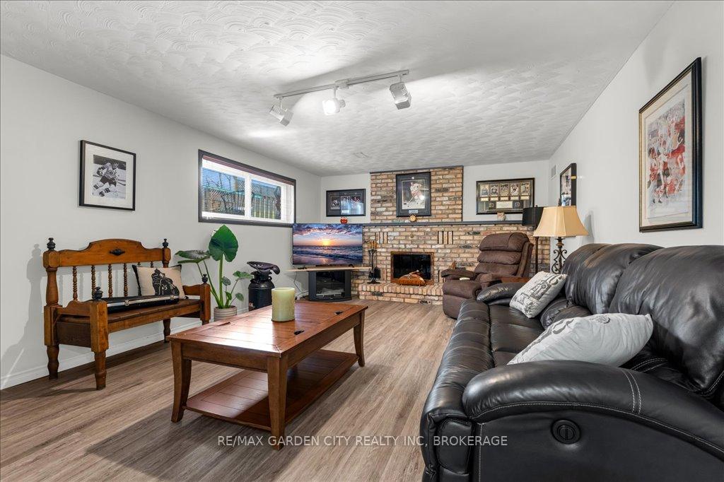 Photo 18 of 20 Ravine Road, St. Catharines, Oakdale — HOMEH
