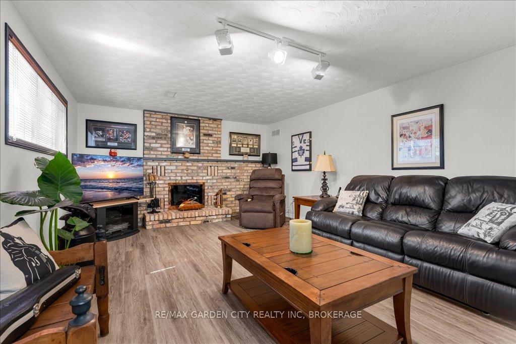 Photo 24 of 20 Ravine Road, St. Catharines, Oakdale — HOMEH