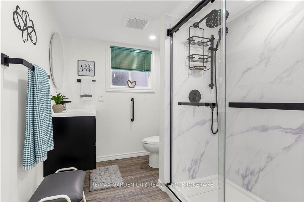 Photo 14 of 20 Ravine Road, St. Catharines, Oakdale — HOMEH