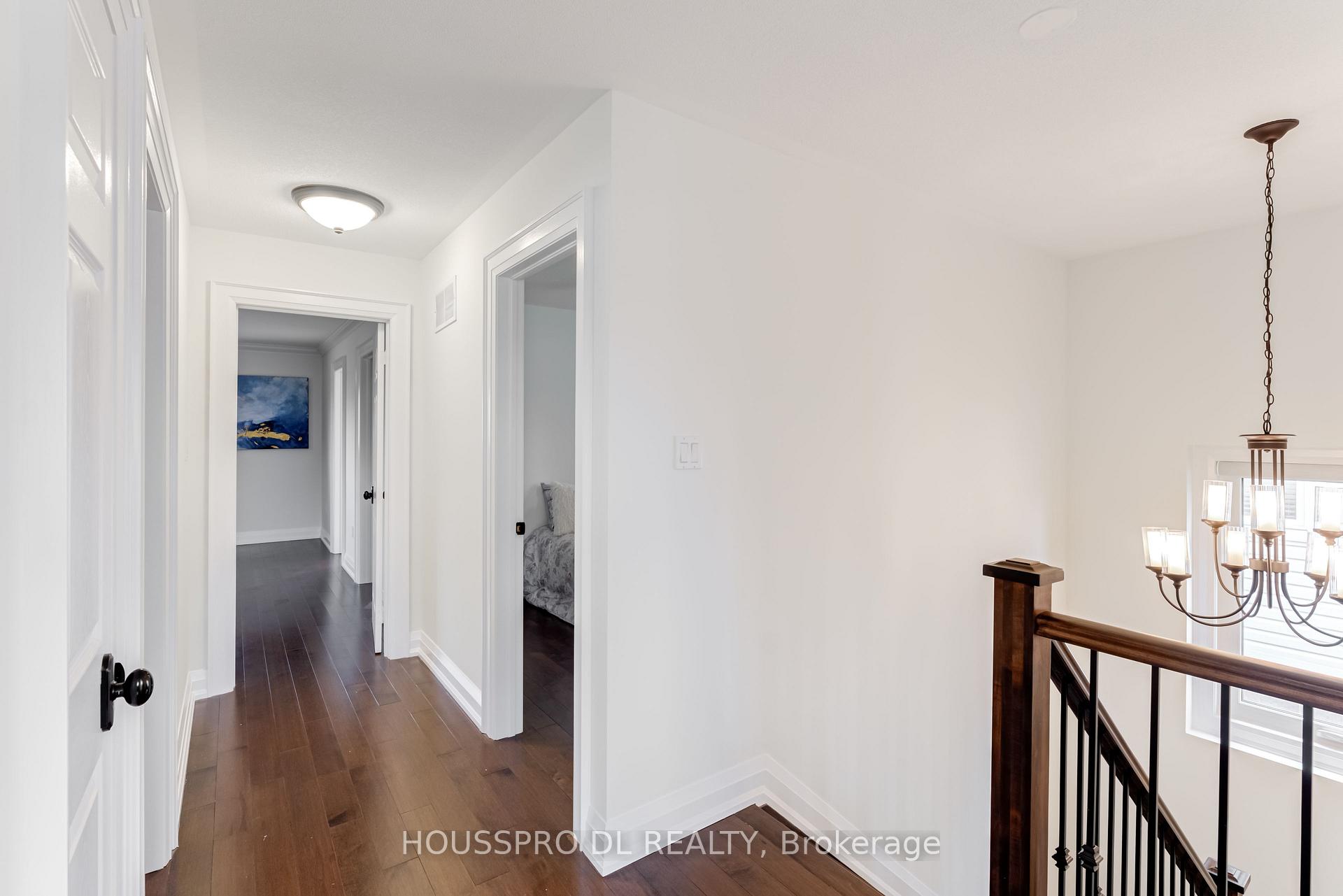 Photo 27 of 11 Baycliffe Drive, Whitby, Williamsburg — HOMEH