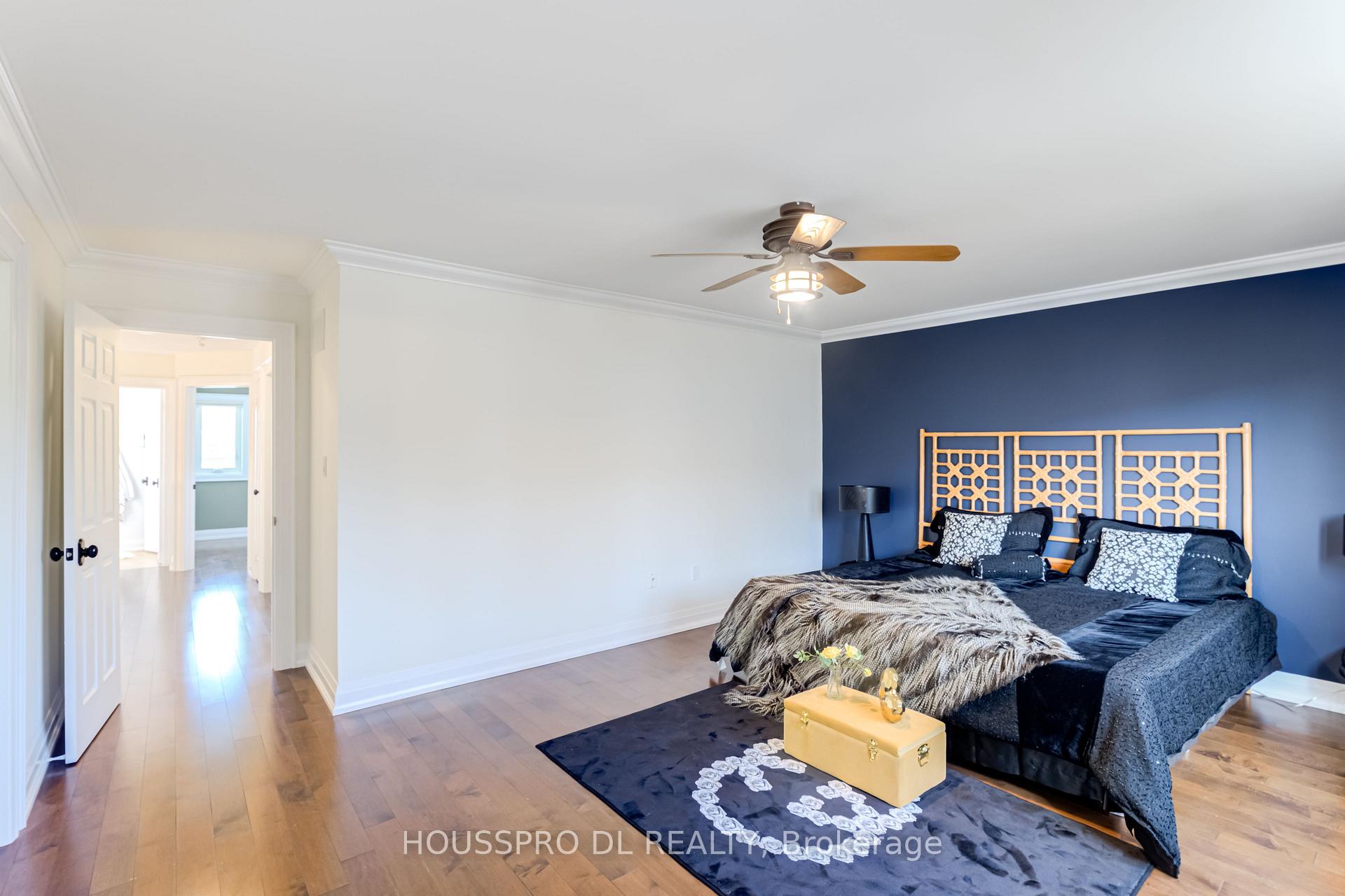 Photo 34 of 11 Baycliffe Drive, Whitby, Williamsburg — HOMEH