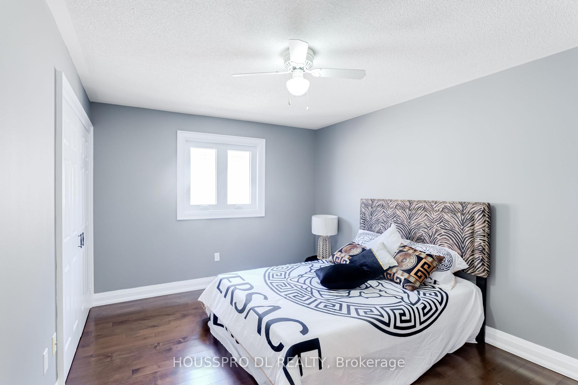 Photo 47 of 11 Baycliffe Drive, Whitby, Williamsburg — HOMEH
