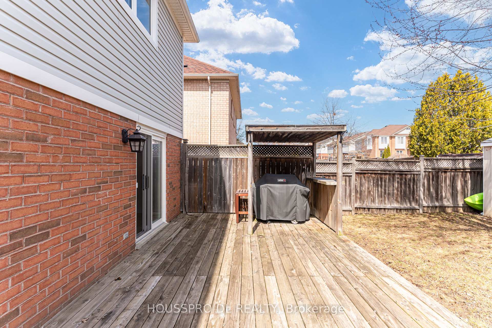 Photo 44 of 11 Baycliffe Drive, Whitby, Williamsburg — HOMEH