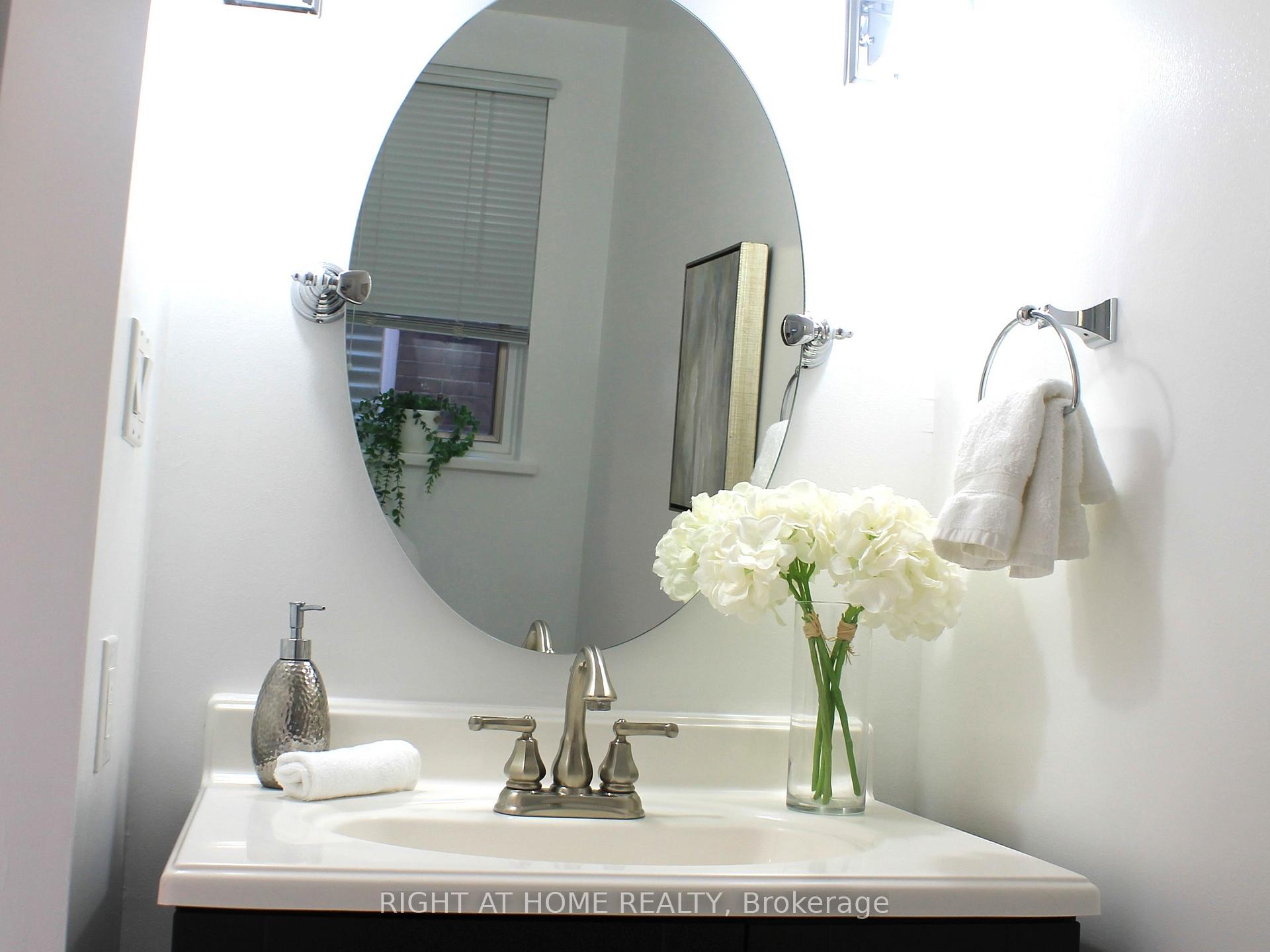 Photo 8 of 119 Ronan Avenue, Toronto, Lawrence Park North — HOMEH