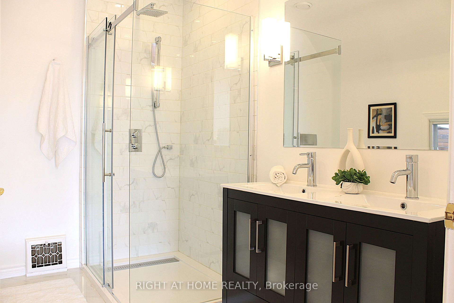 Photo 21 of 119 Ronan Avenue, Toronto, Lawrence Park North — HOMEH