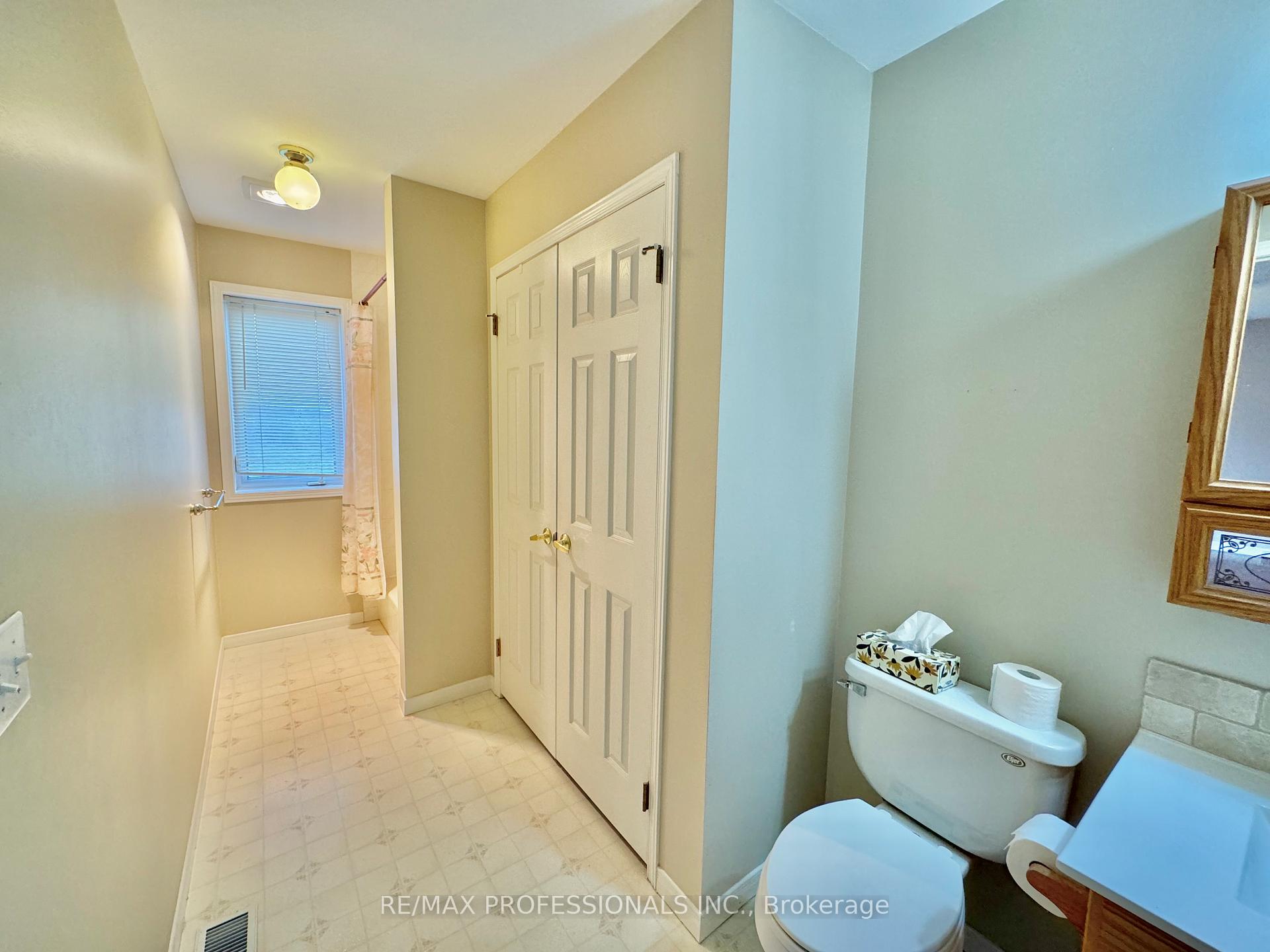 Photo 8 of 12731 Dixie Road, Caledon, Rural Caledon — HOMEH