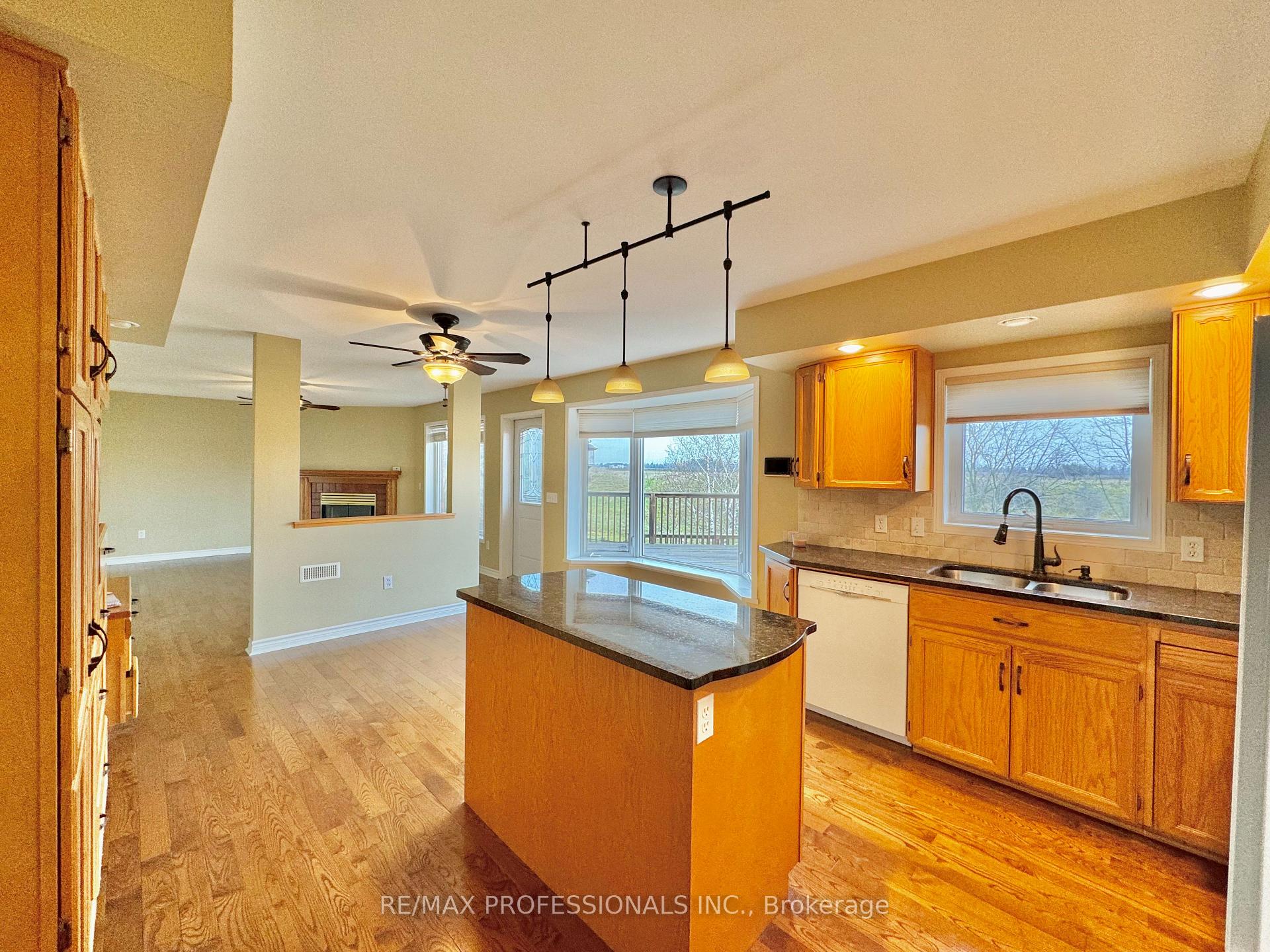 Photo 15 of 12731 Dixie Road, Caledon, Rural Caledon — HOMEH