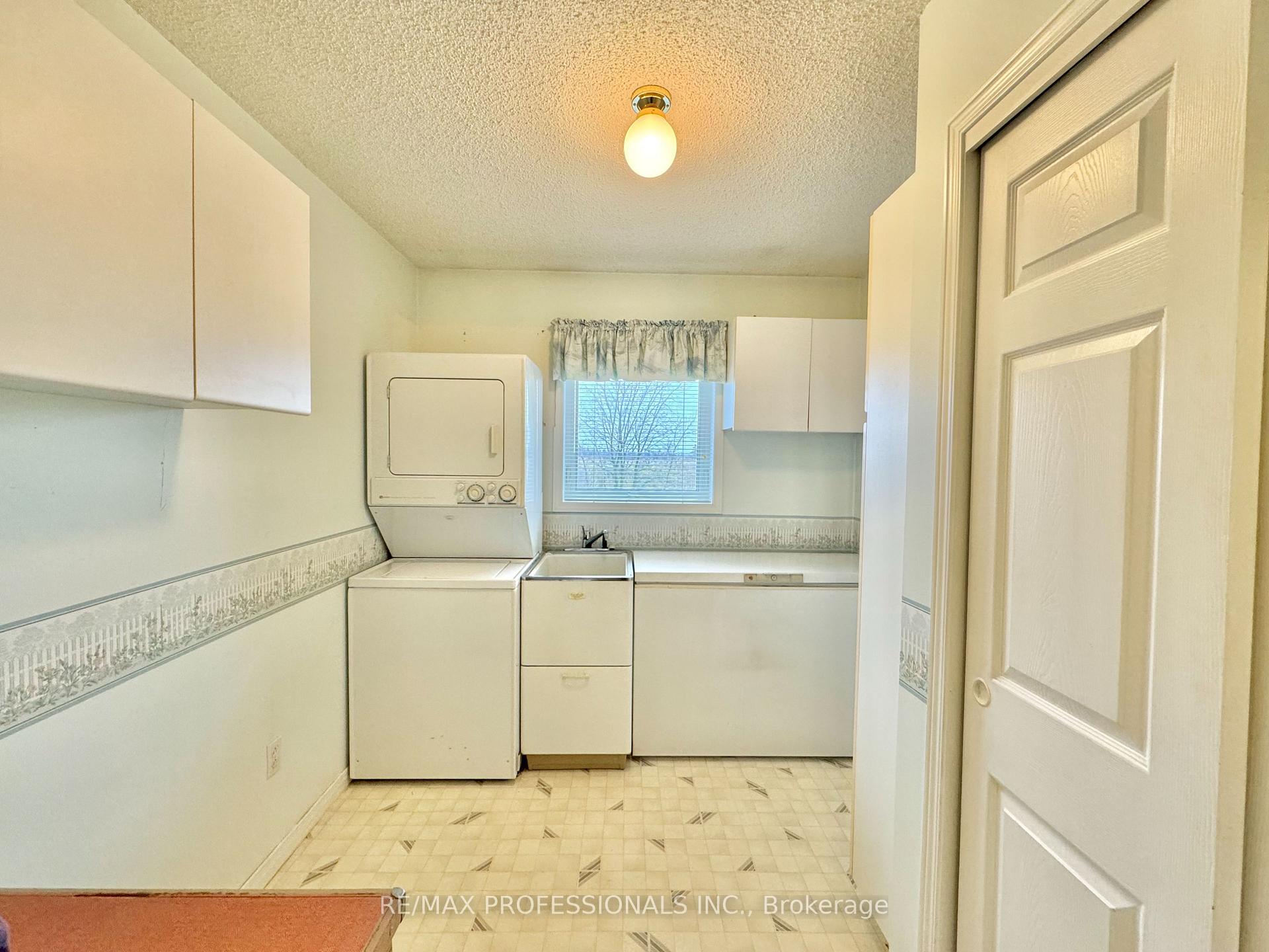 Photo 19 of 12731 Dixie Road, Caledon, Rural Caledon — HOMEH