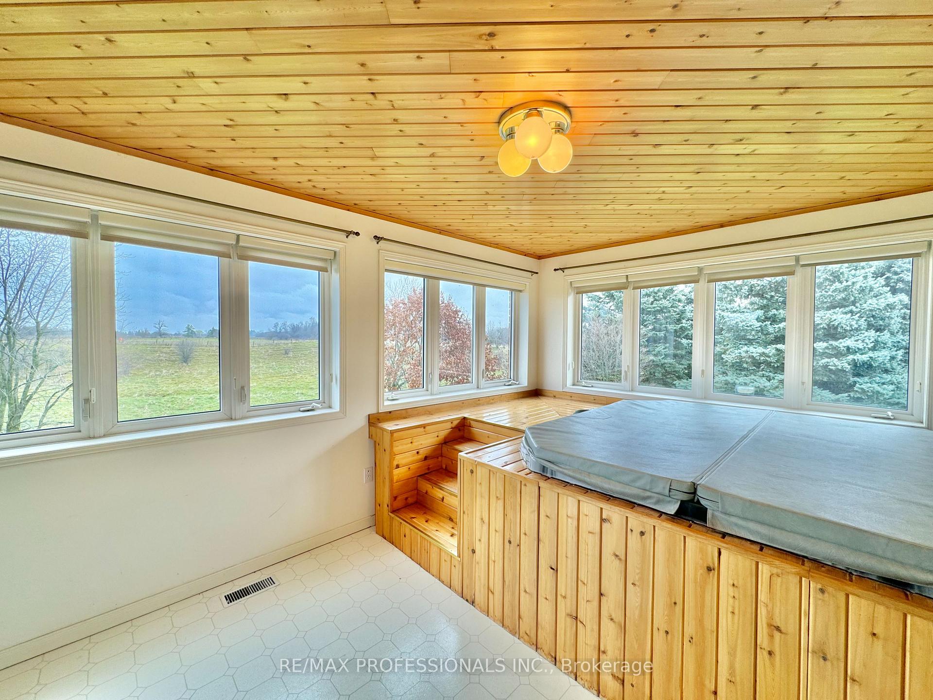 Photo 26 of 12731 Dixie Road, Caledon, Rural Caledon — HOMEH