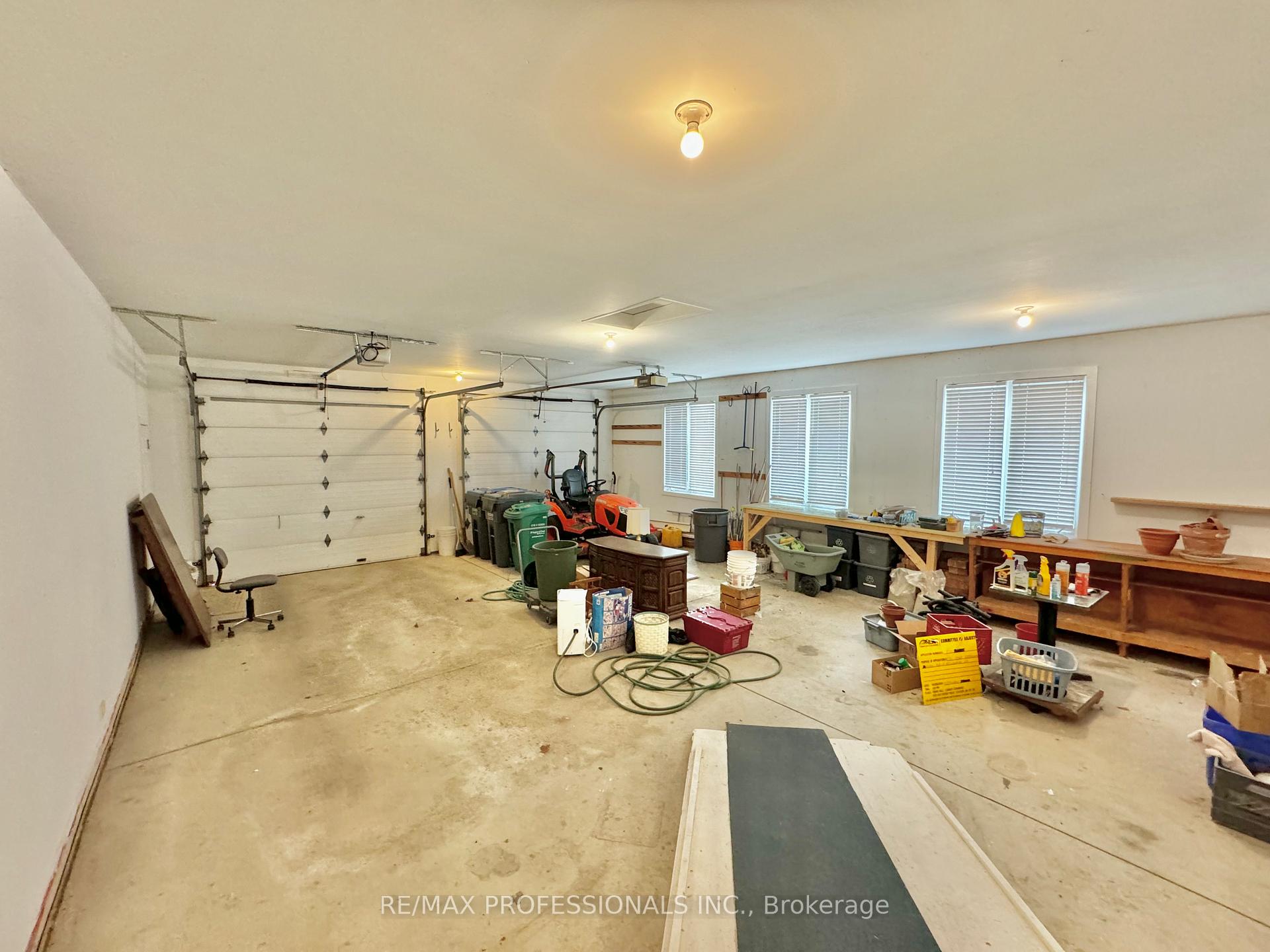 Photo 6 of 12731 Dixie Road, Caledon, Rural Caledon — HOMEH