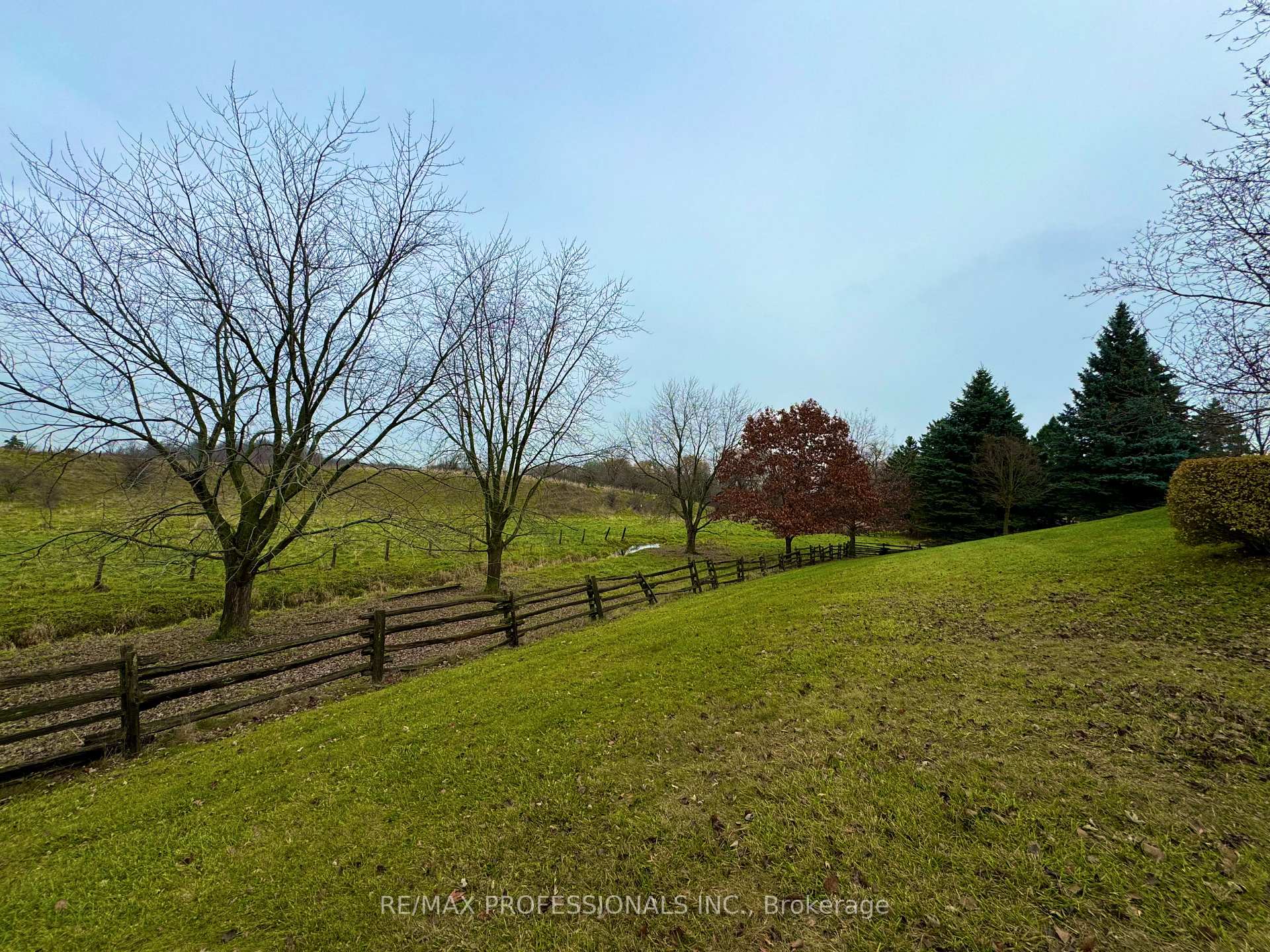 Photo 30 of 12731 Dixie Road, Caledon, Rural Caledon — HOMEH