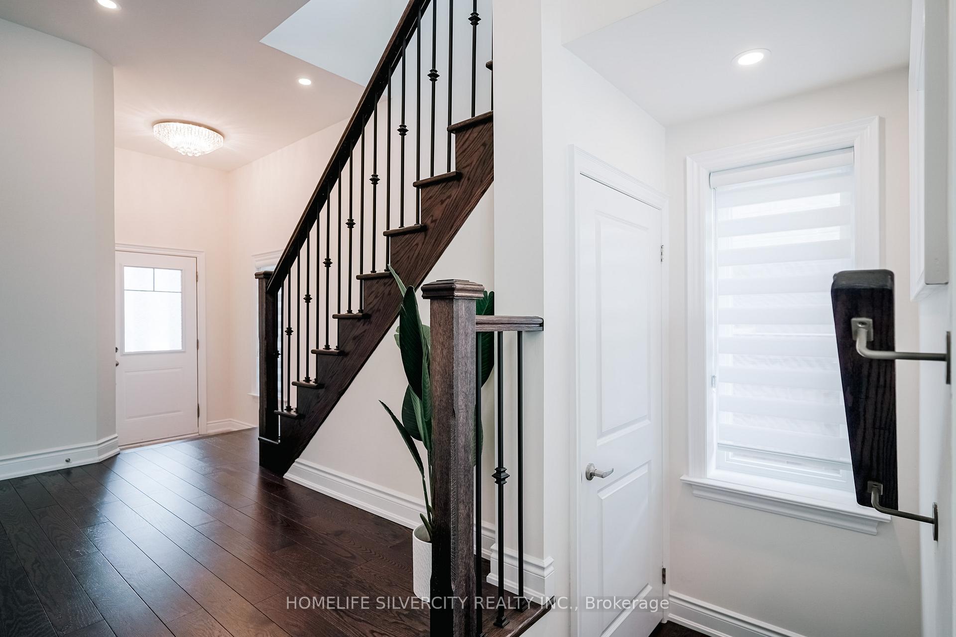 Photo 13 of 9 Arnold Crescent, New Tecumseth, Alliston — HOMEH
