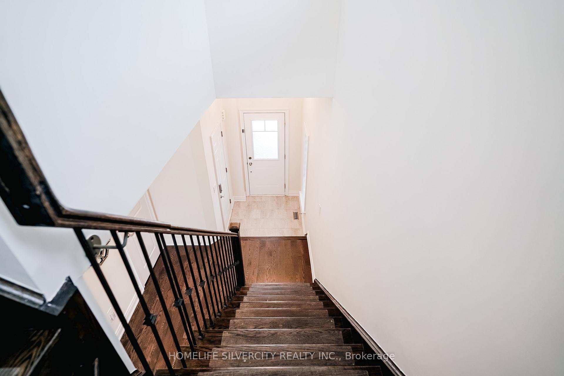 Photo 26 of 9 Arnold Crescent, New Tecumseth, Alliston — HOMEH
