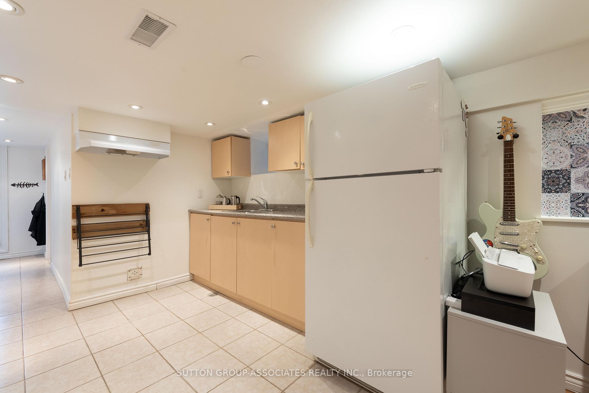 Photo 40 of 407 Westmount Avenue, Toronto, Oakwood Village — HOMEH