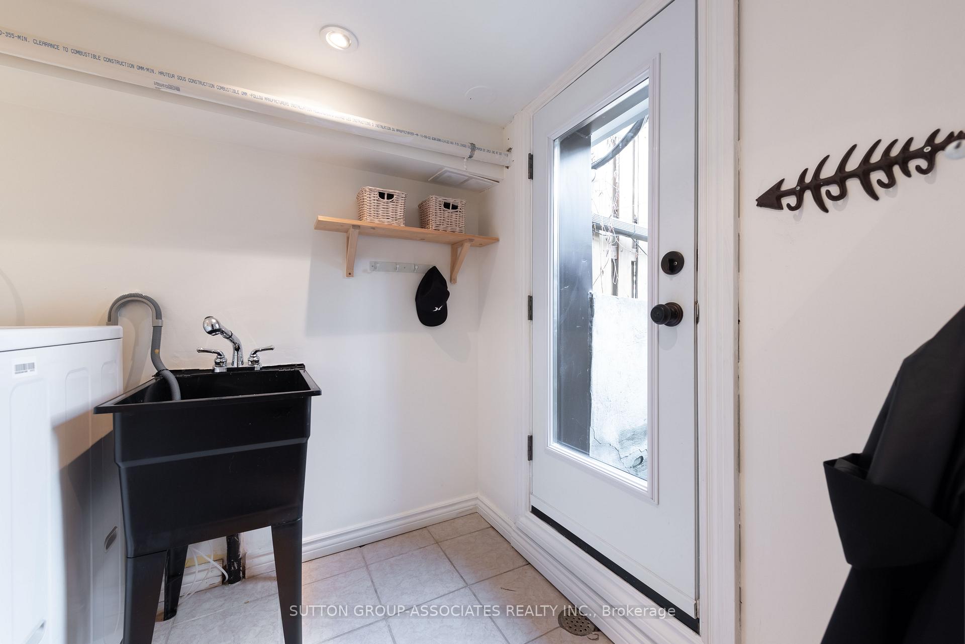 Photo 31 of 407 Westmount Avenue, Toronto, Oakwood Village — HOMEH