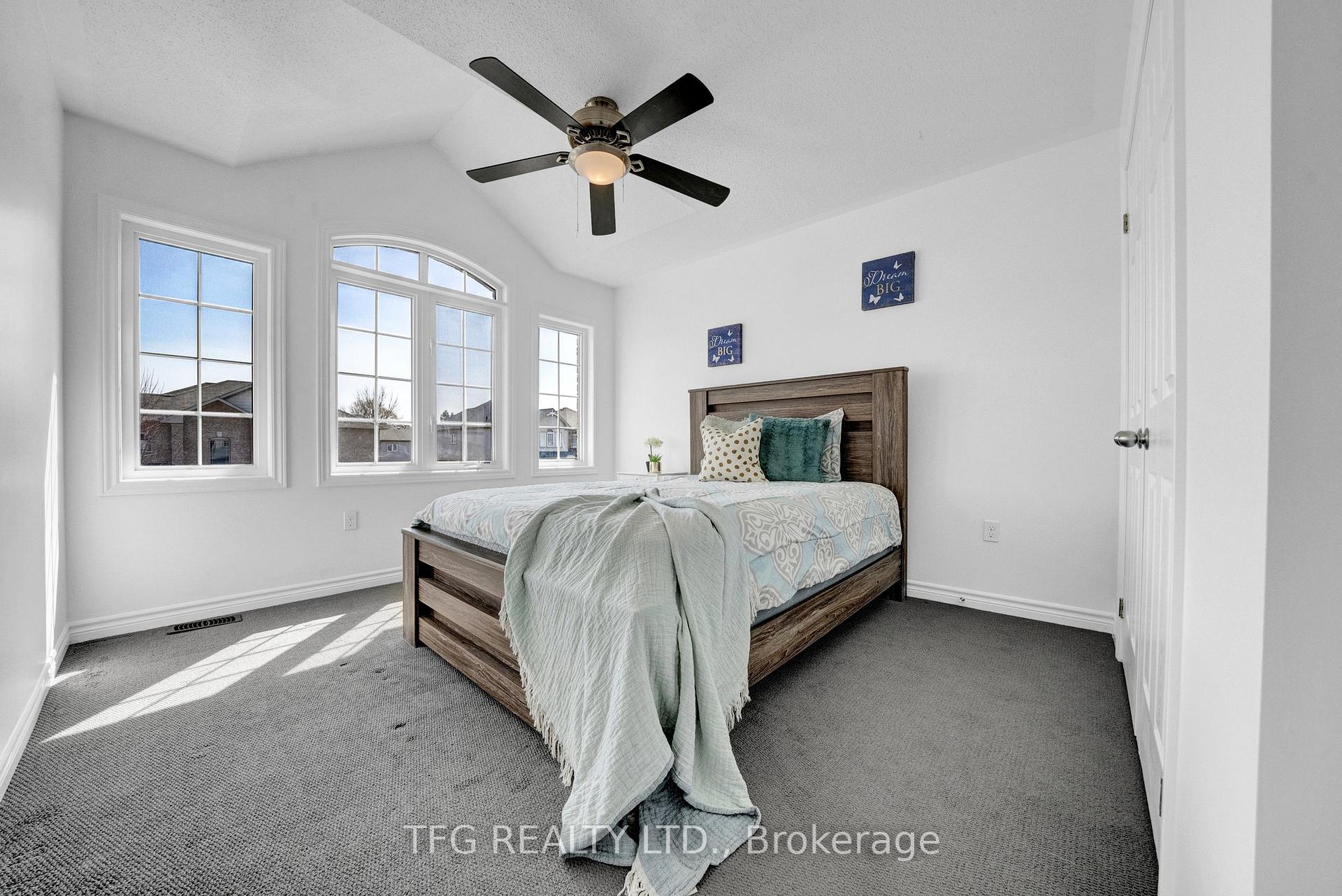 Photo 15 of 193 Elmer Adams Drive, Clarington, Courtice — HOMEH