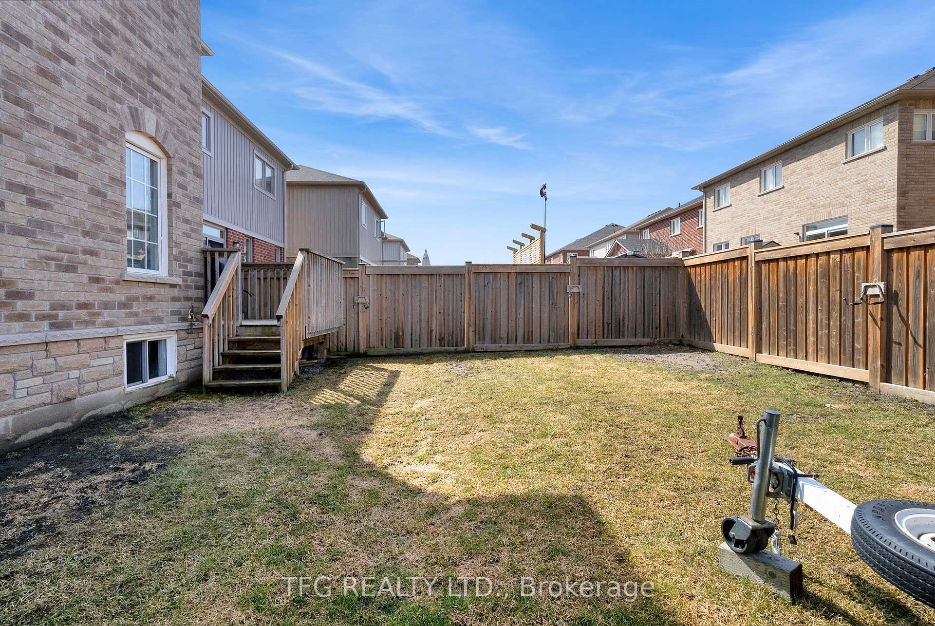 Photo 23 of 193 Elmer Adams Drive, Clarington, Courtice — HOMEH
