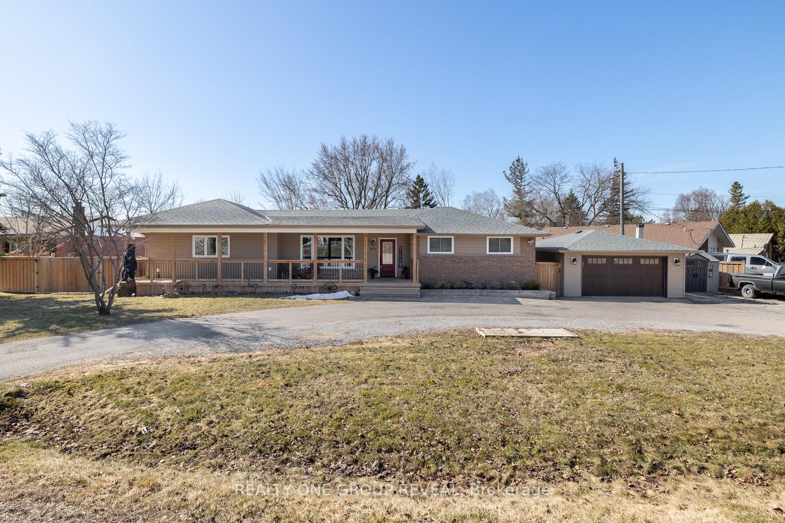 Photo 1 of 211 Lakeview Road, Clarington, Newcastle — HOMEH