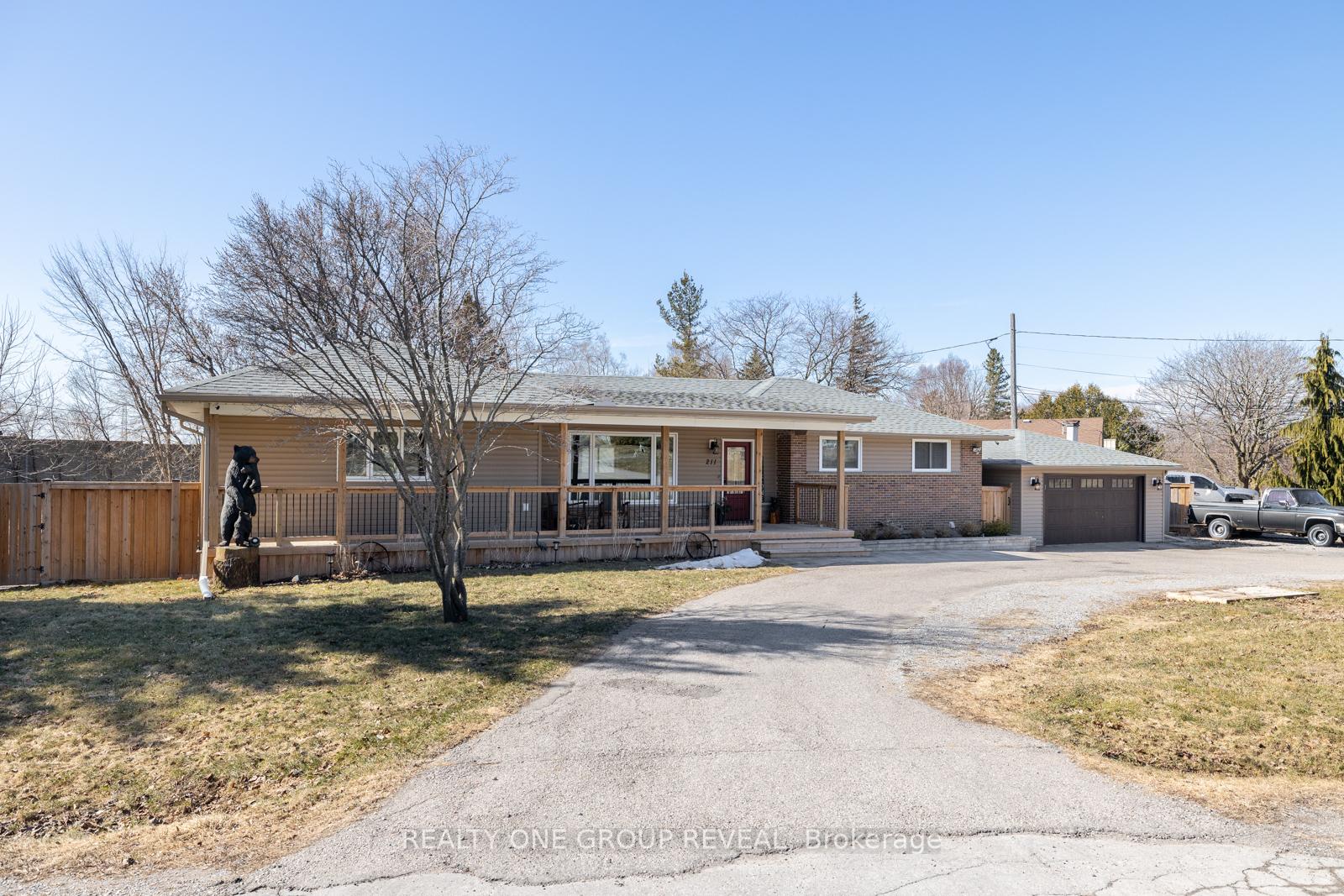 Photo 9 of 211 Lakeview Road, Clarington, Newcastle — HOMEH