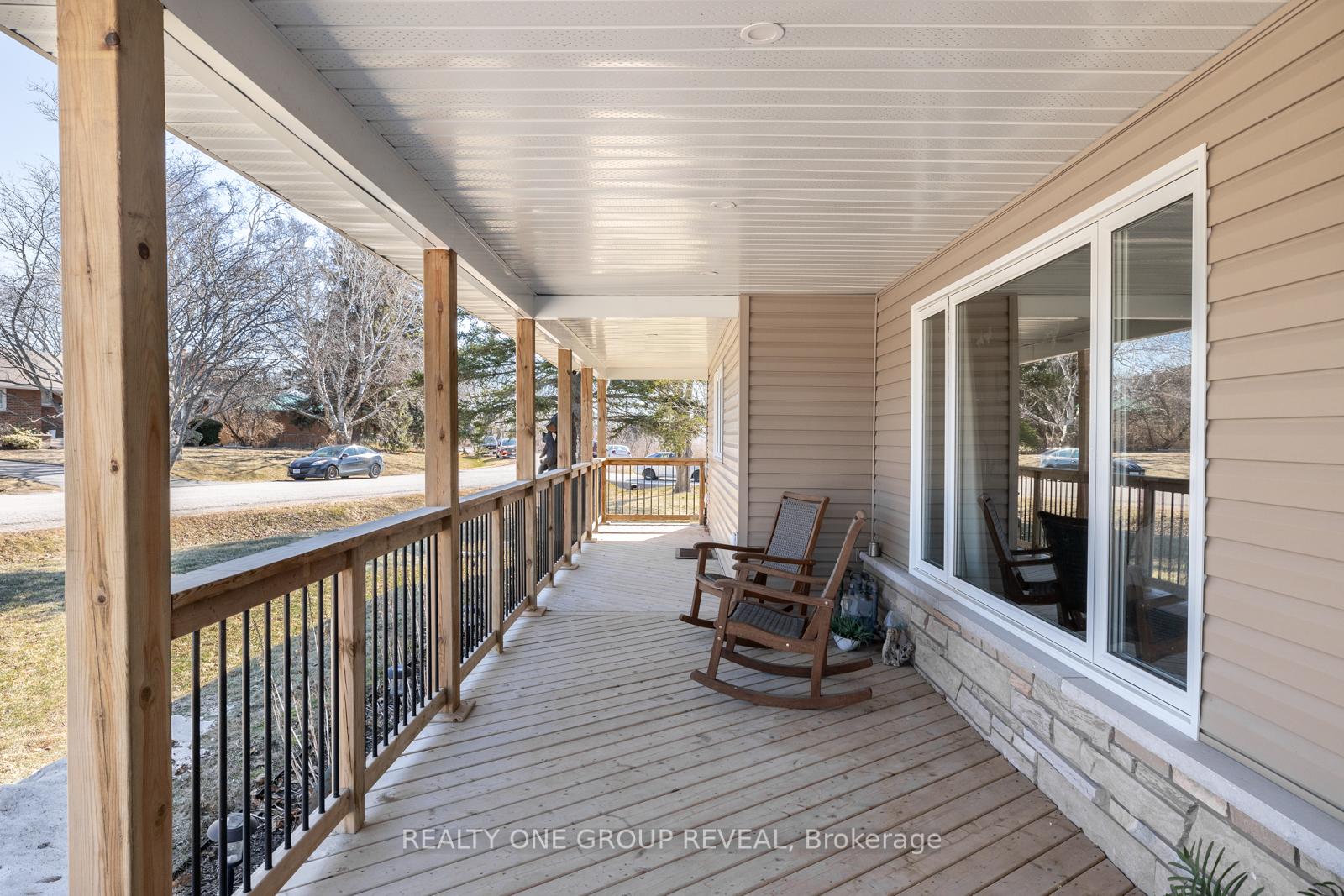 Photo 4 of 211 Lakeview Road, Clarington, Newcastle — HOMEH