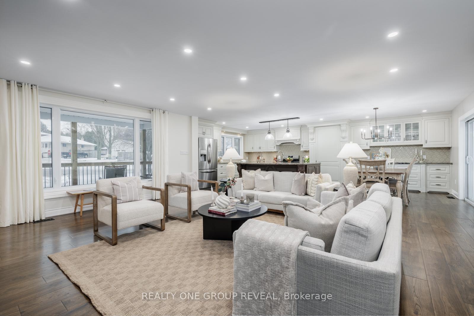 Photo 7 of 211 Lakeview Road, Clarington, Newcastle — HOMEH