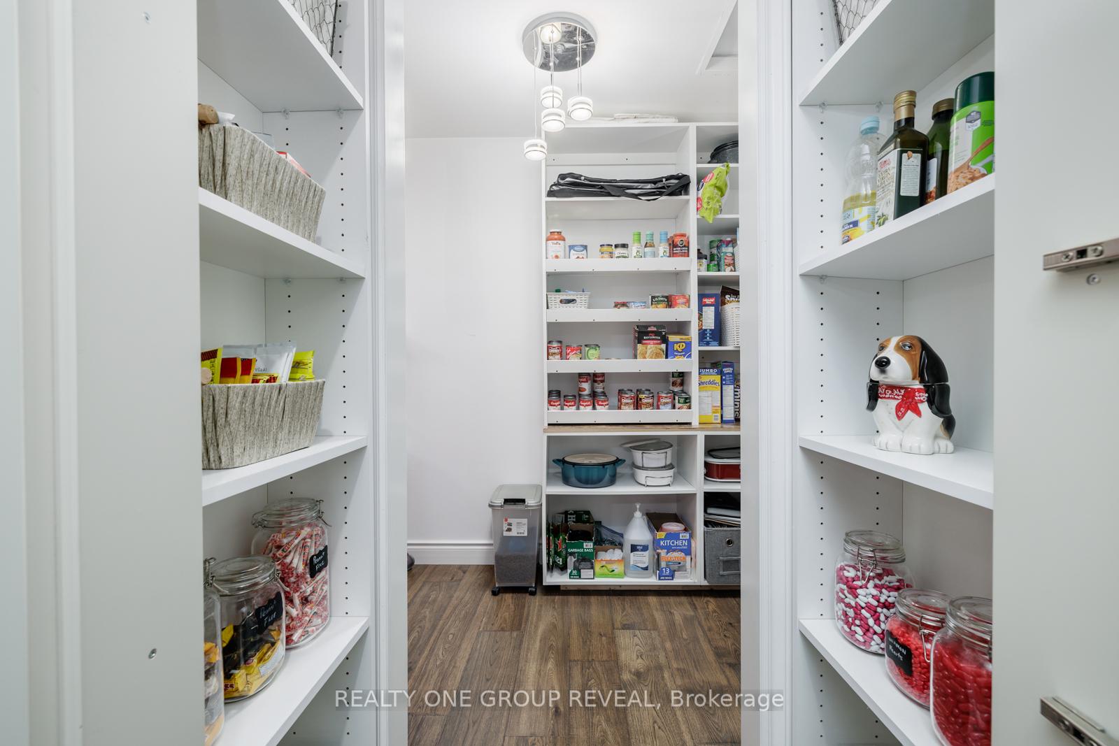 Photo 10 of 211 Lakeview Road, Clarington, Newcastle — HOMEH