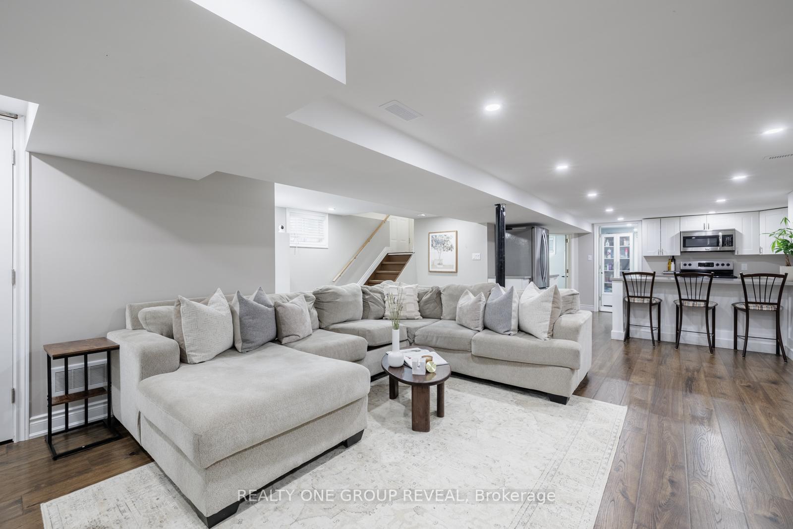 Photo 25 of 211 Lakeview Road, Clarington, Newcastle — HOMEH