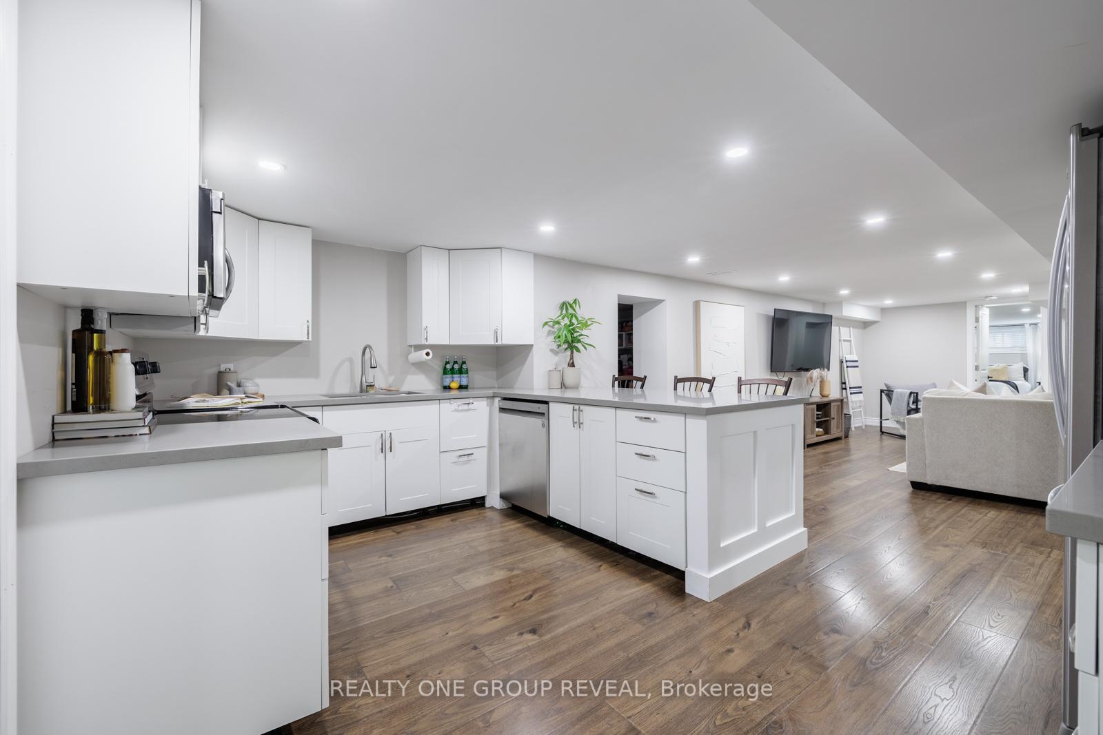 Photo 20 of 211 Lakeview Road, Clarington, Newcastle — HOMEH