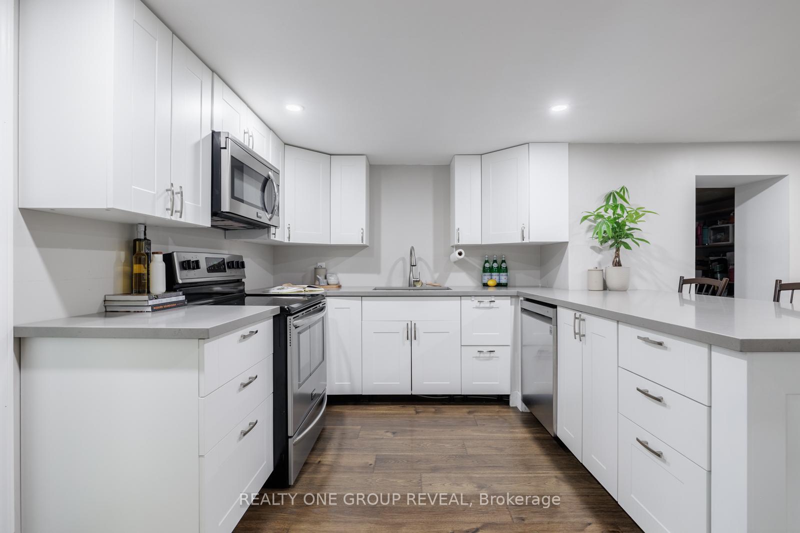 Photo 32 of 211 Lakeview Road, Clarington, Newcastle — HOMEH