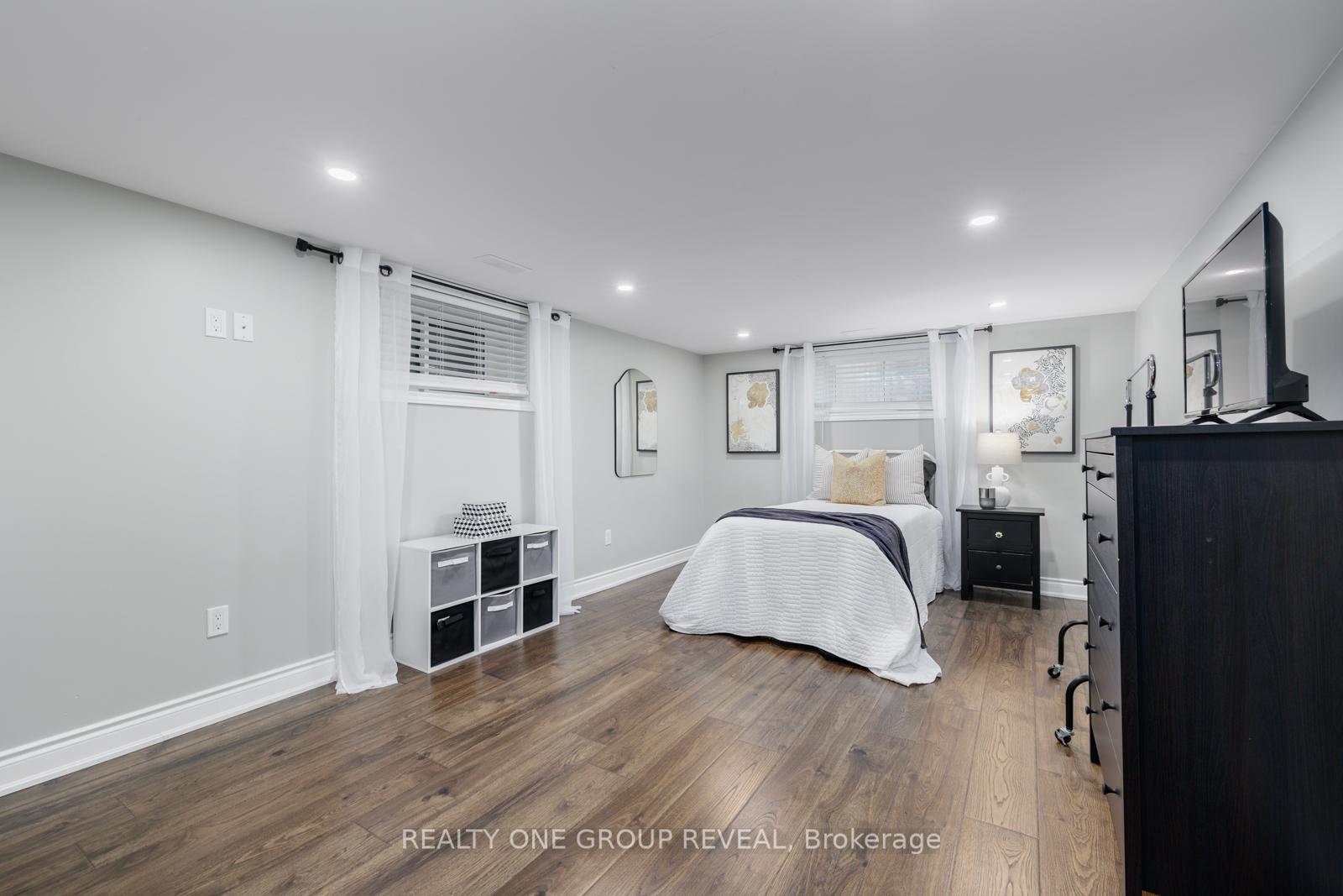 Photo 23 of 211 Lakeview Road, Clarington, Newcastle — HOMEH