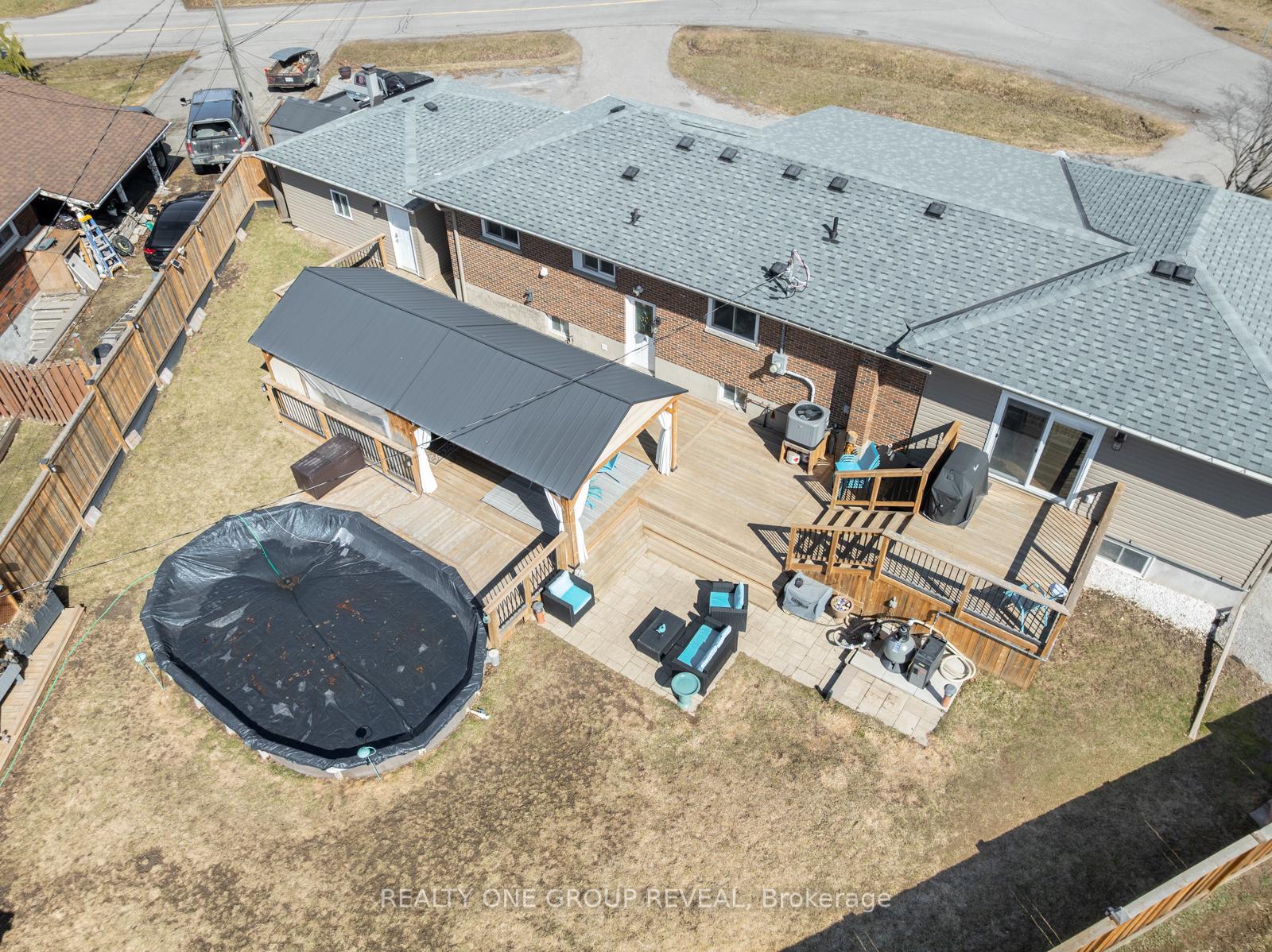 Photo 29 of 211 Lakeview Road, Clarington, Newcastle — HOMEH
