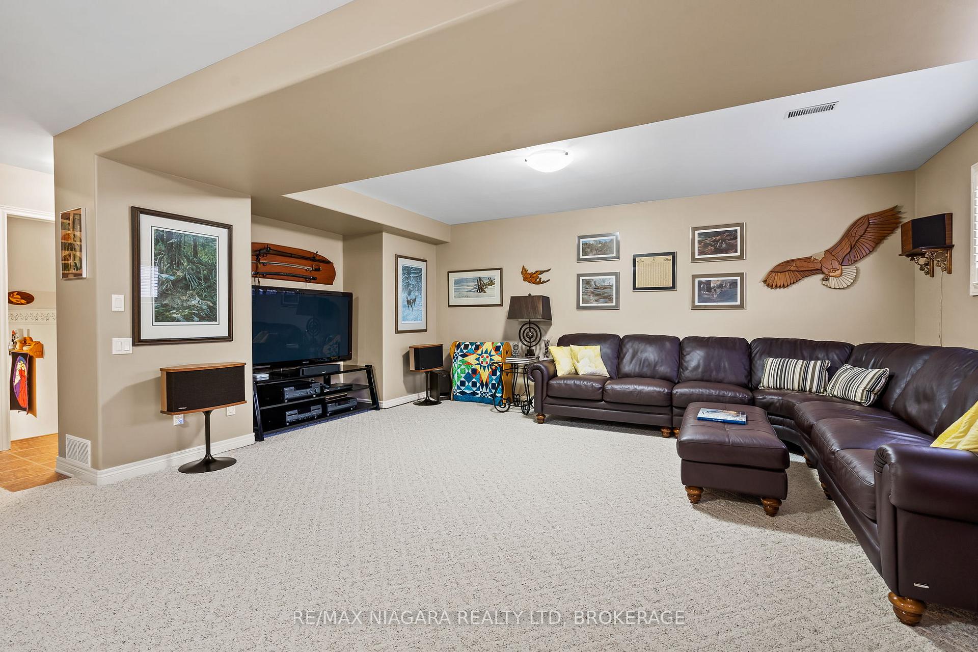 Photo 19 of 10 Montrose Street, St. Catharines, Rykert/Vansickle — HOMEH