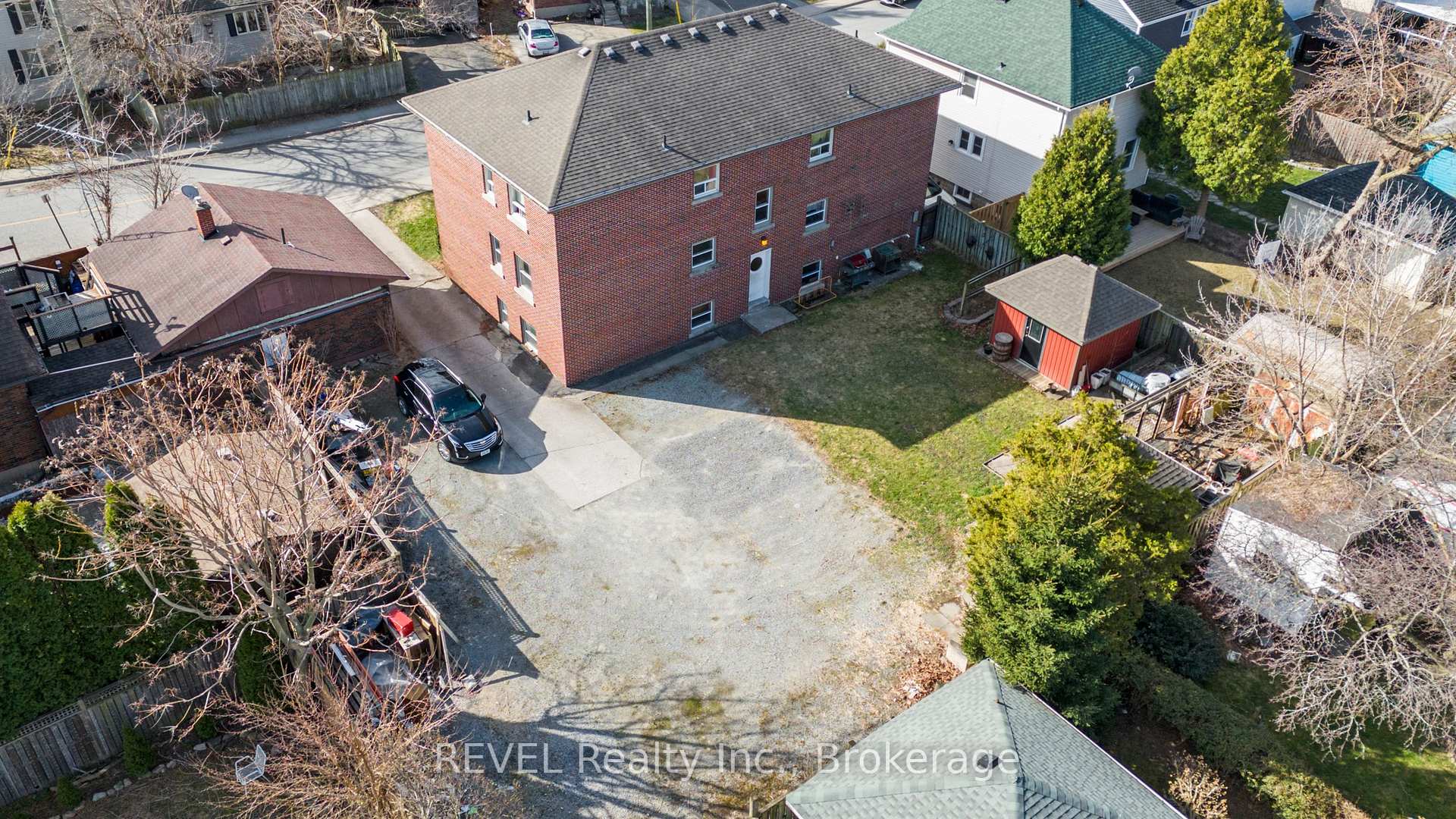 Photo 3 of 89 Beech Street, St. Catharines, Downtown — HOMEH