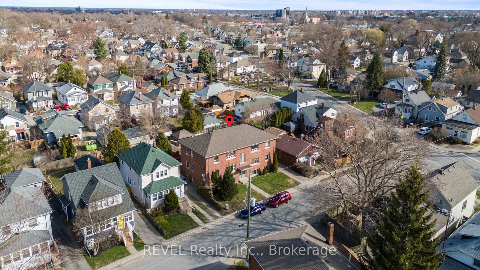 Photo 4 of 89 Beech Street, St. Catharines, Downtown — HOMEH