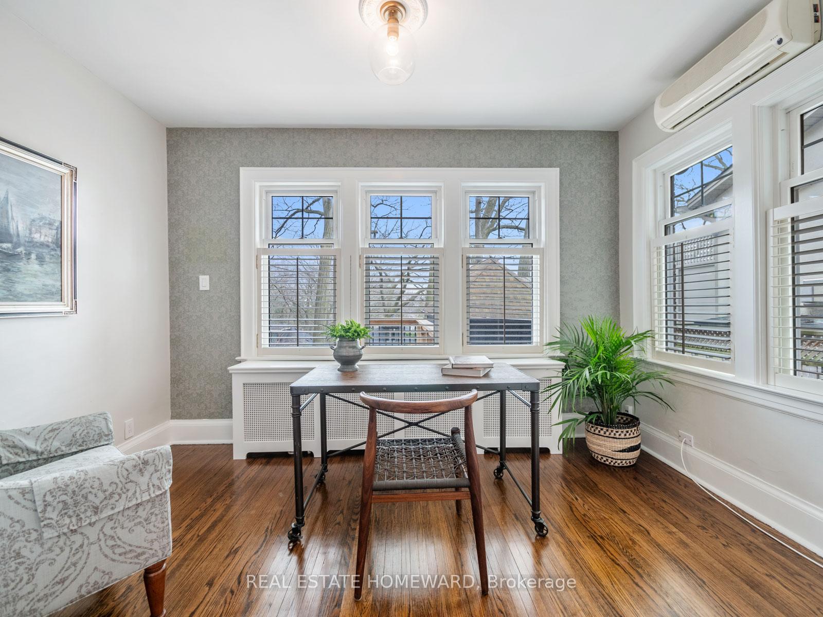 Photo 13 of 53 Beaufort Road, Toronto, The Beaches — HOMEH