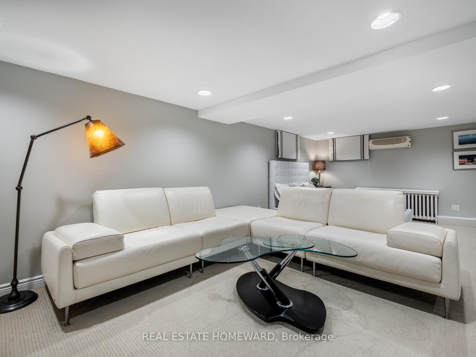 Photo 8 of 53 Beaufort Road, Toronto, The Beaches — HOMEH
