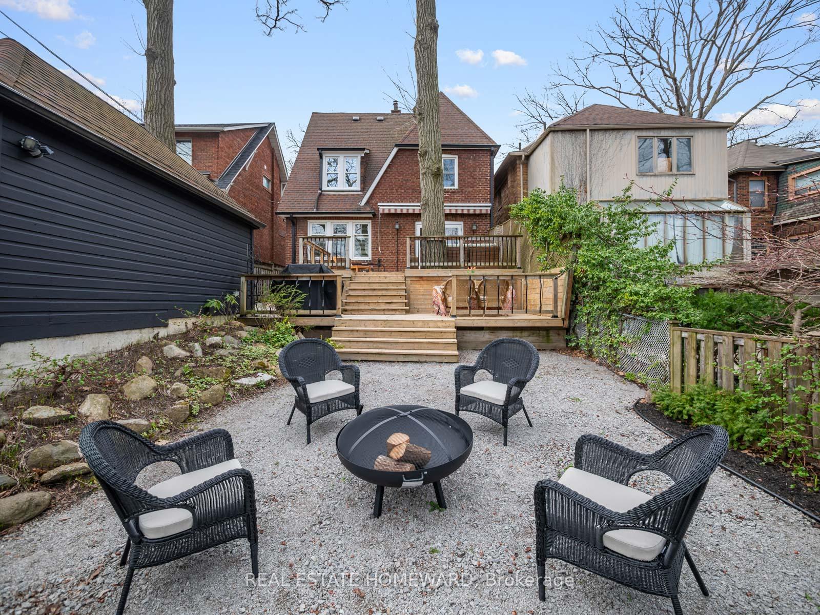 Photo 23 of 53 Beaufort Road, Toronto, The Beaches — HOMEH