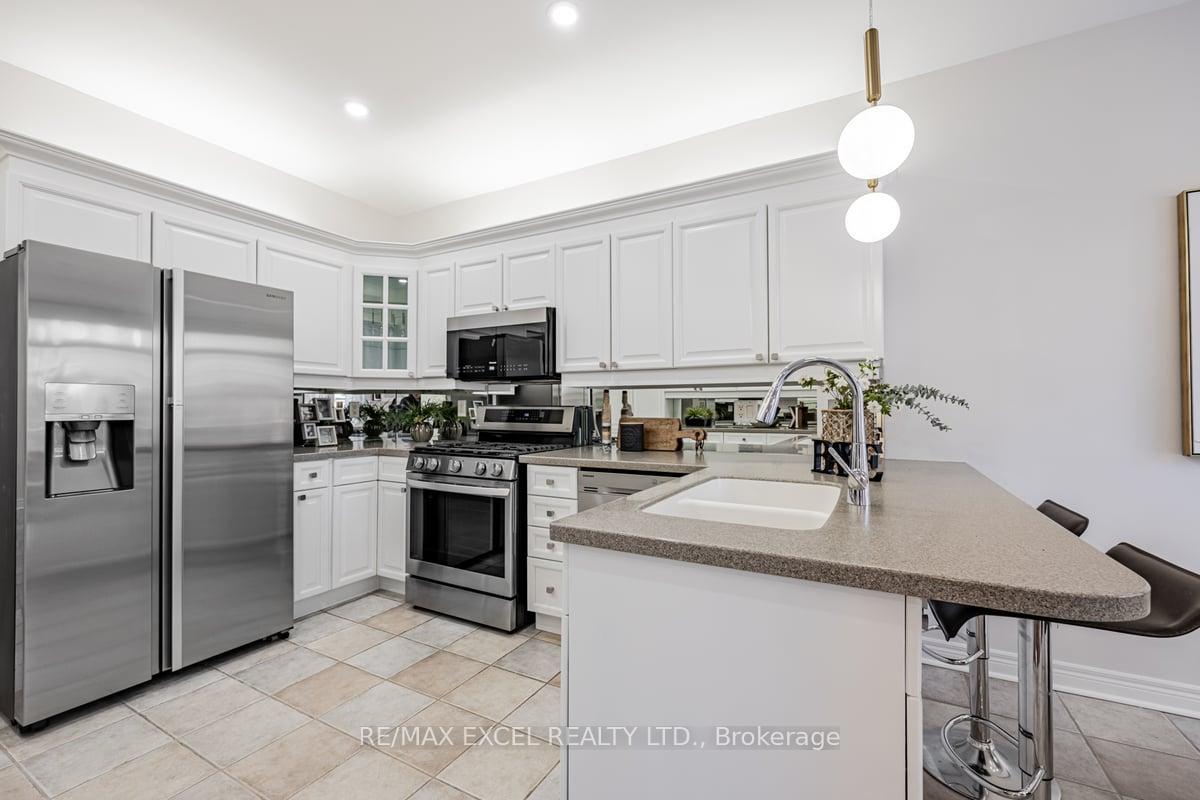 Photo 25 of 8 Weatherill Rd, Markham, Berczy — HOMEH