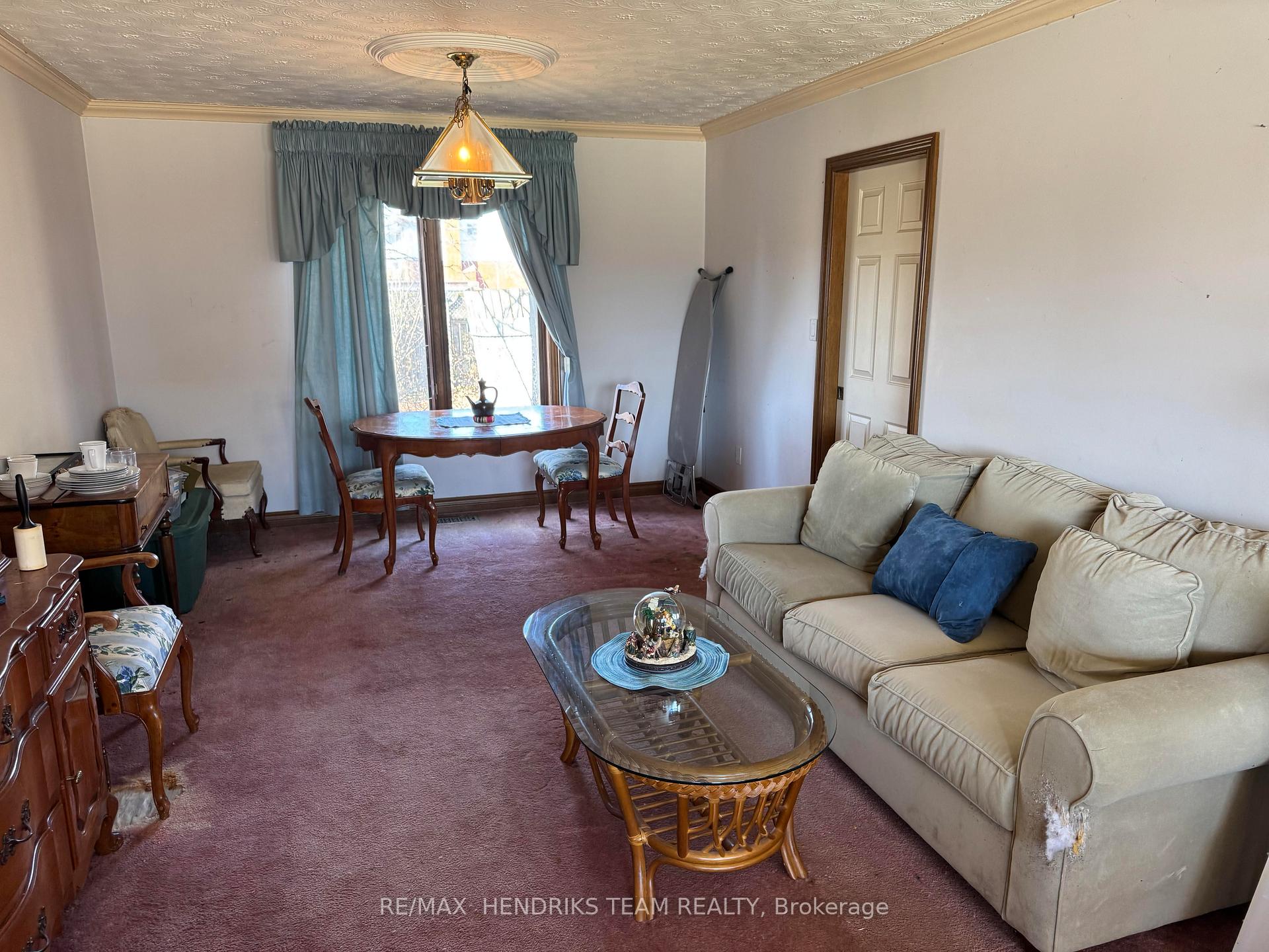 Photo 20 of 104 Sawmill Road, St. Catharines, Grapeview — HOMEH