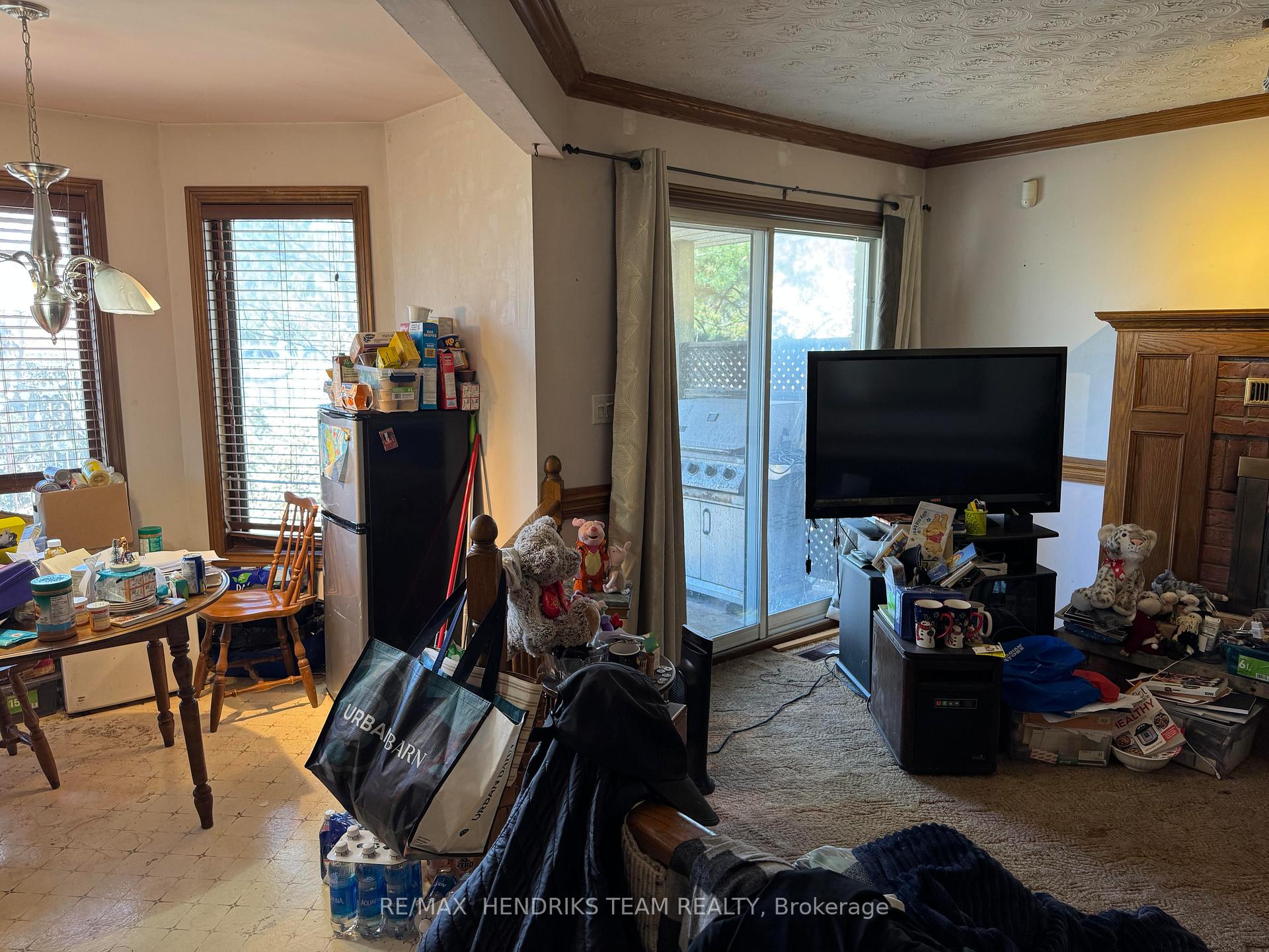 Photo 13 of 104 Sawmill Road, St. Catharines, Grapeview — HOMEH