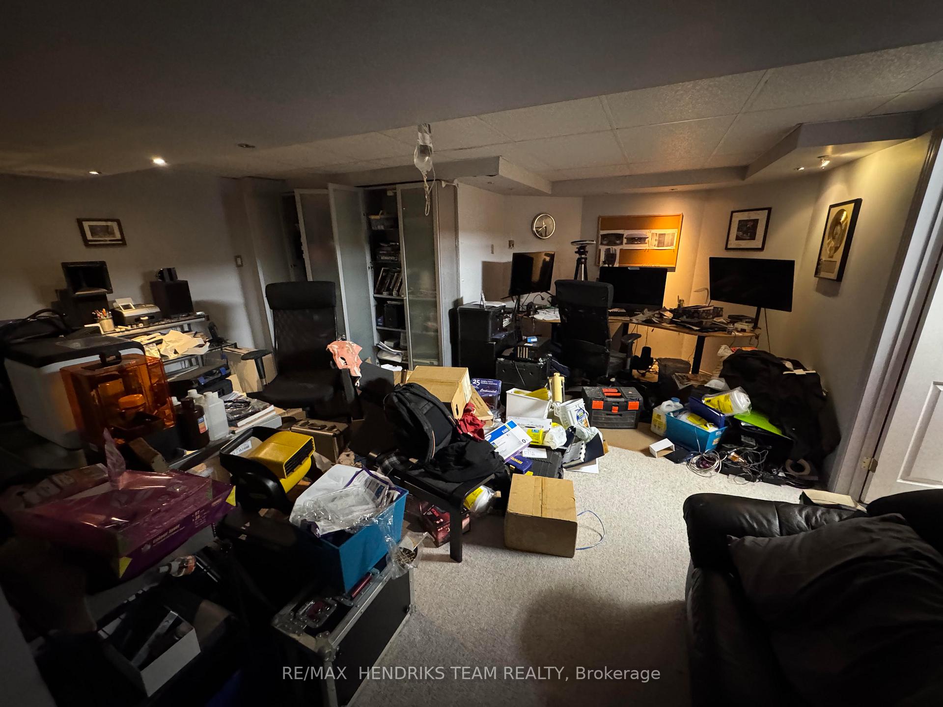 Photo 5 of 104 Sawmill Road, St. Catharines, Grapeview — HOMEH