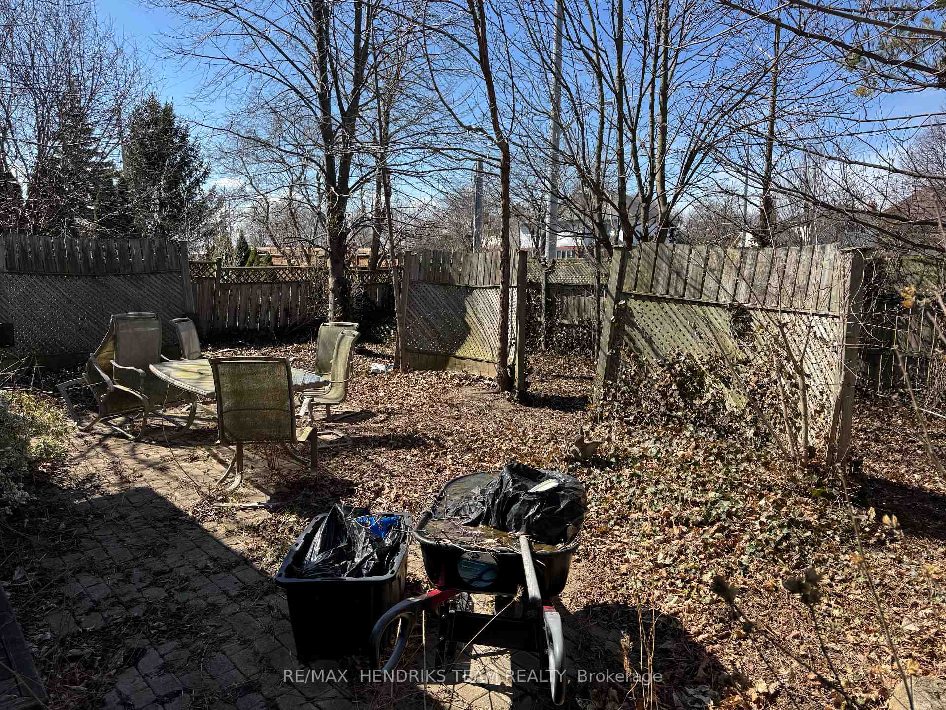 Photo 9 of 104 Sawmill Road, St. Catharines, Grapeview — HOMEH