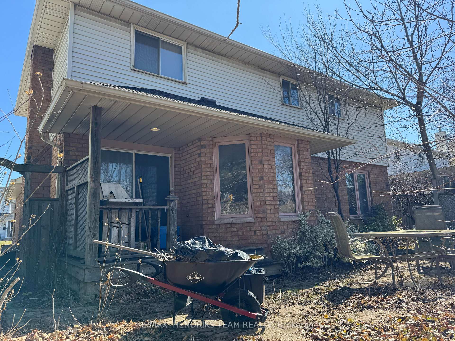 Photo 16 of 104 Sawmill Road, St. Catharines, Grapeview — HOMEH