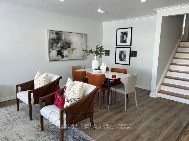 Photo 14 of 31 Sunderland Crescent, Scarborough, Woburn — HOMEH