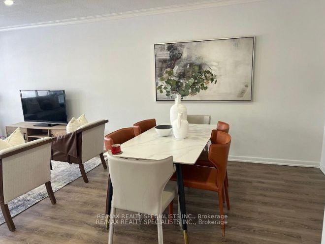 Photo 2 of 31 Sunderland Crescent, Scarborough, Woburn — HOMEH