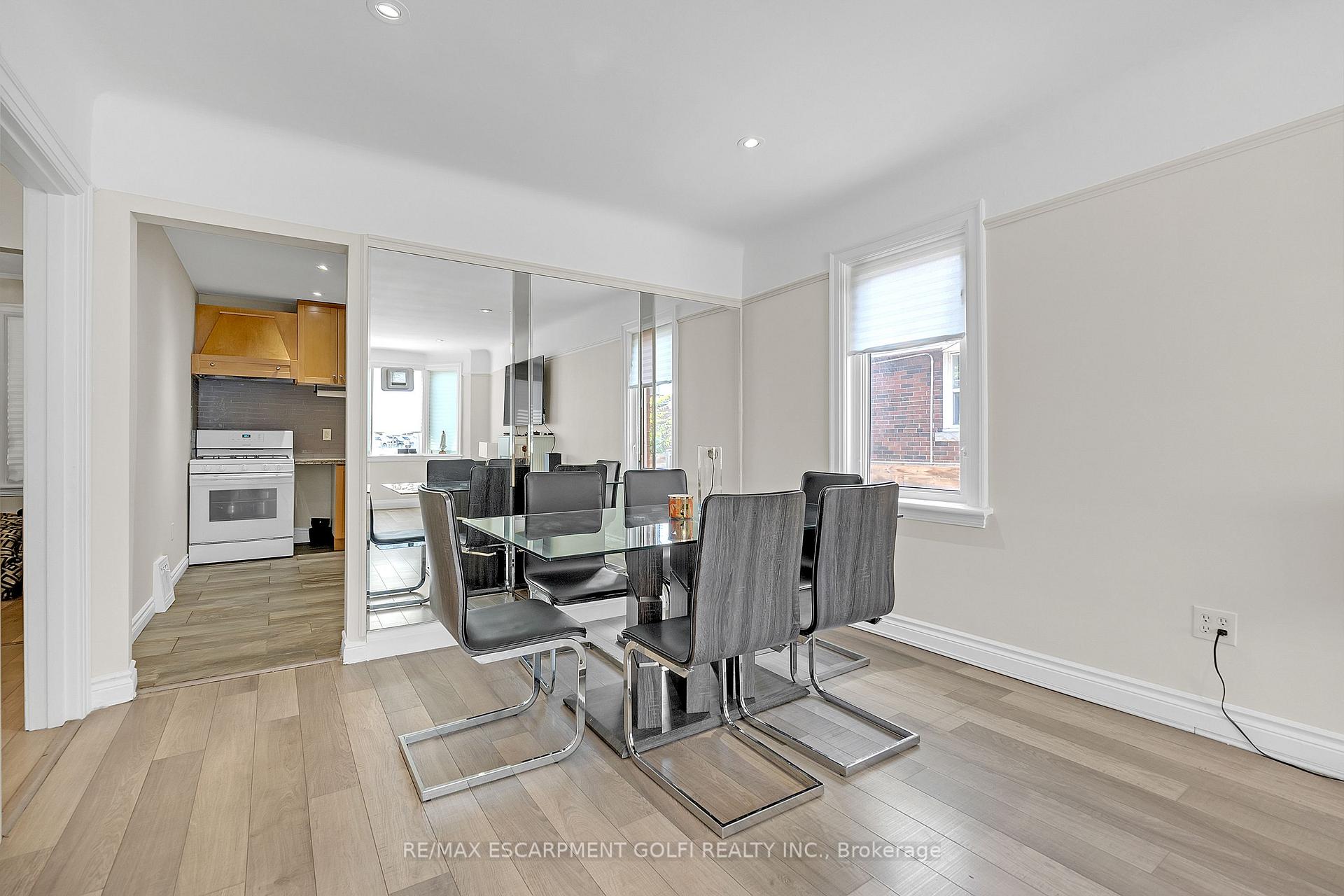 Photo 15 of 1617 Main Street E, Hamilton, Homeside — HOMEH