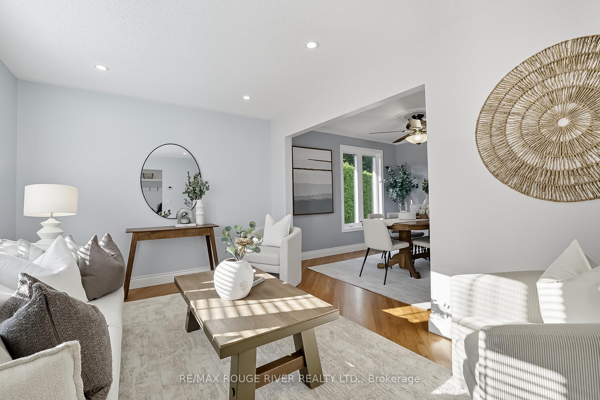 Photo 4 of 7 Vincent Court, Clarington, Newcastle — HOMEH